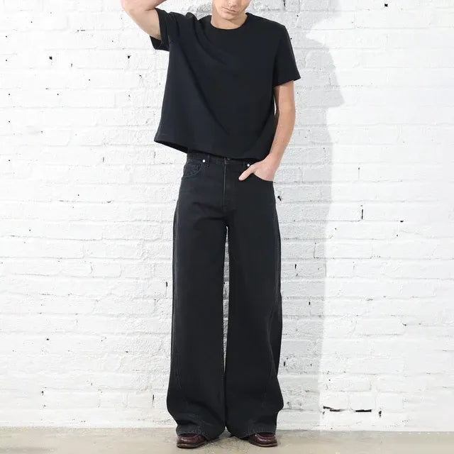 Verdrehte Jeans