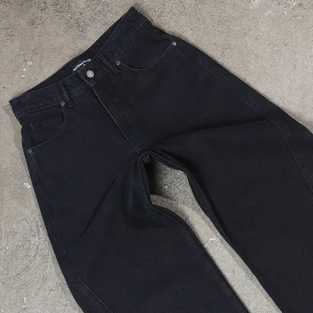 Verdrehte Jeans